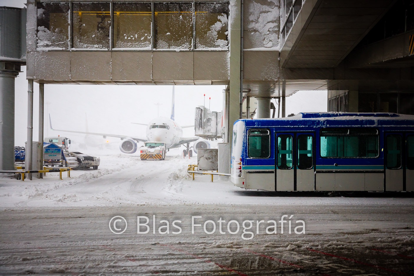 Aeropuerto de Estambul nevado